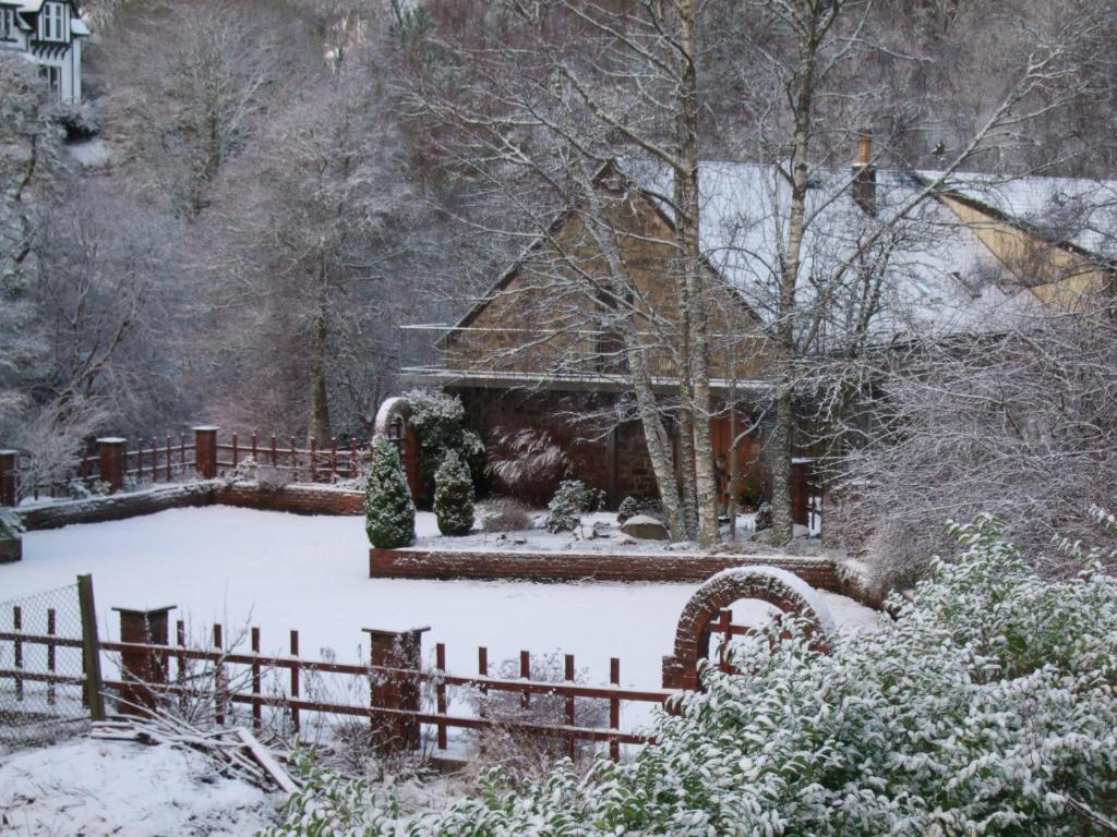 The Cross At Kingussie Hotel ภายนอก รูปภาพ